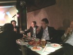 食事の様子1